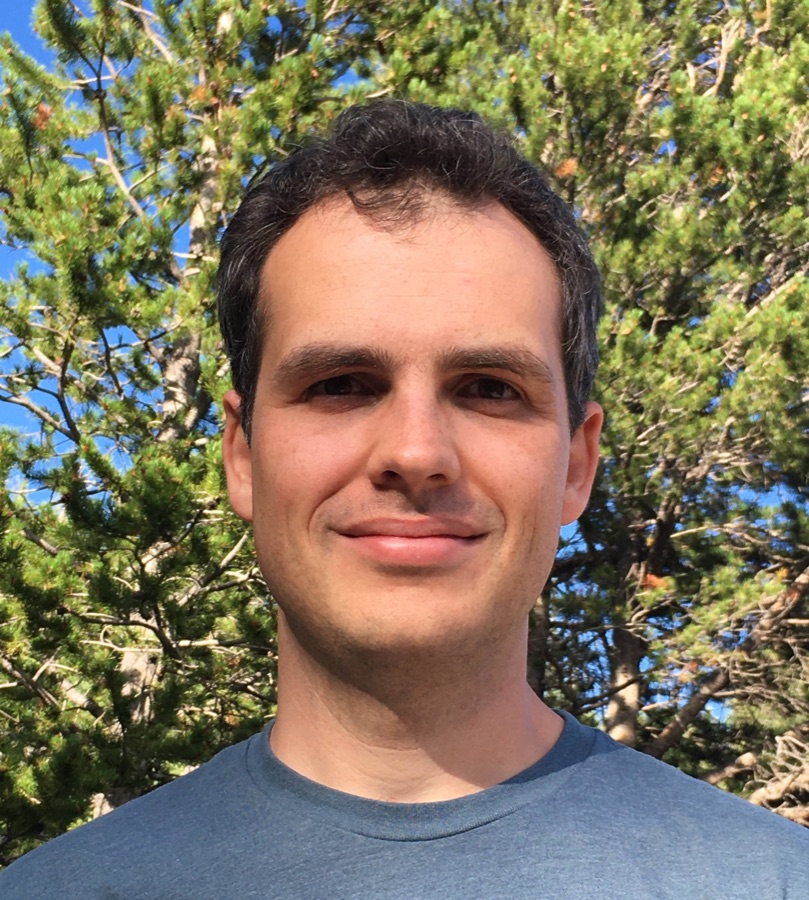 Portrait of Job Leon Feldbrugge (opens CV)